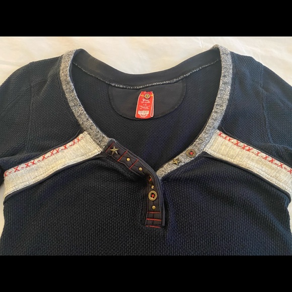 Free People women’s top LG - Picture 4 of 5